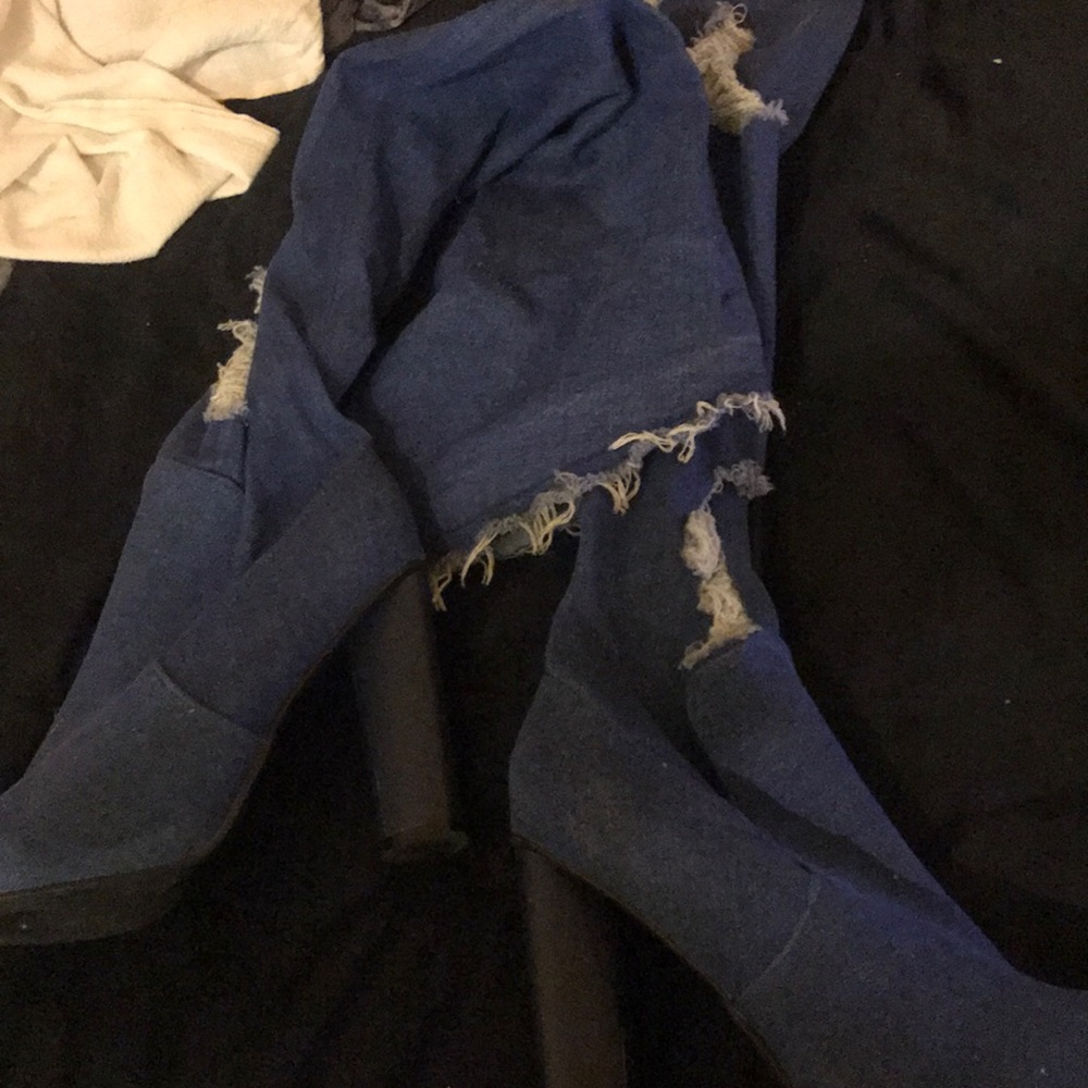 Worn once high legged